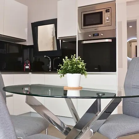 Fontanales Flat Apartman *